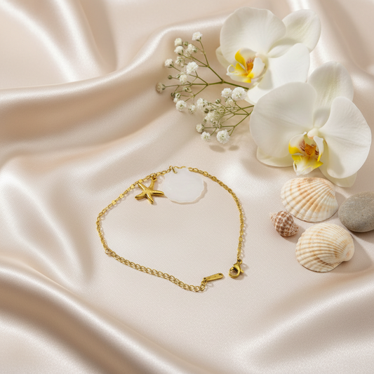 Starfish & Frosted Shell Charm Bracelet